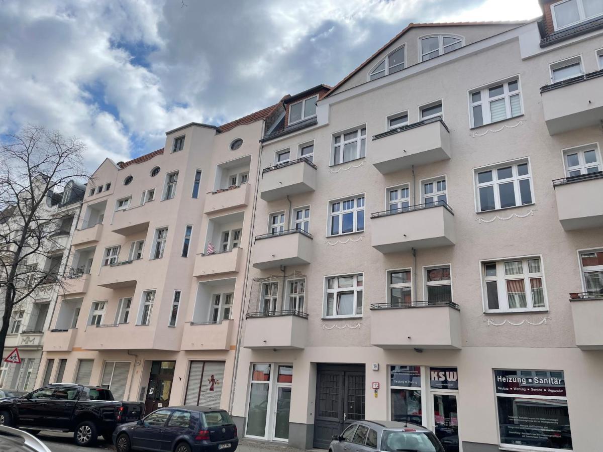 Luxury 60M2 Appartement In Wilhelmstadt Berlin Exteriör bild
