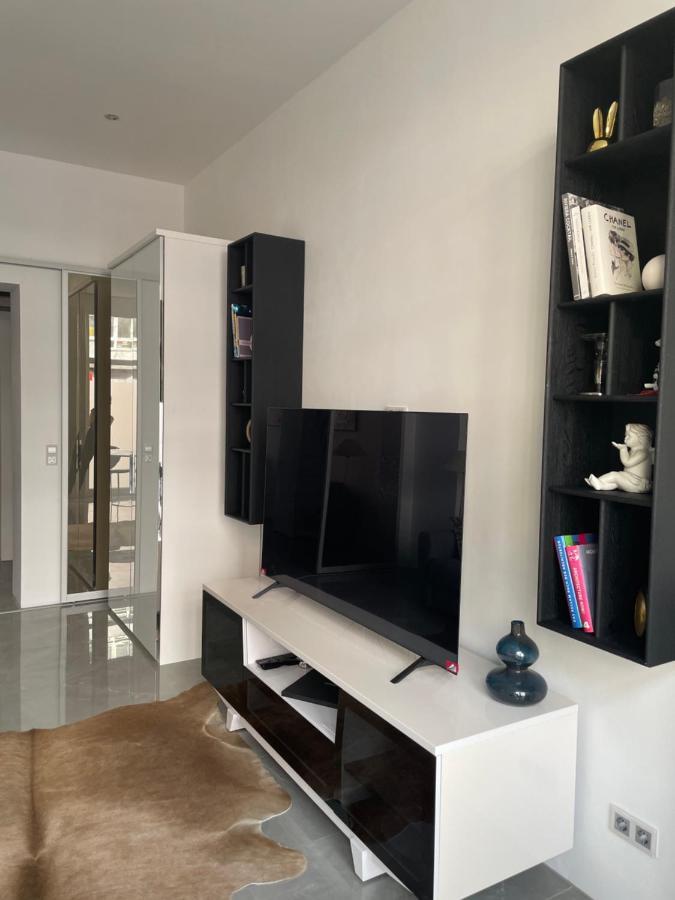 Luxury 60M2 Appartement In Wilhelmstadt Berlin Exteriör bild