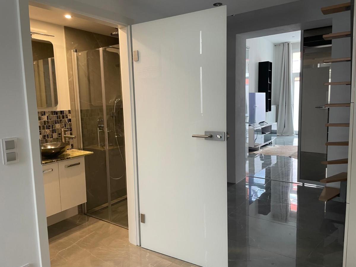 Luxury 60M2 Appartement In Wilhelmstadt Berlin Exteriör bild