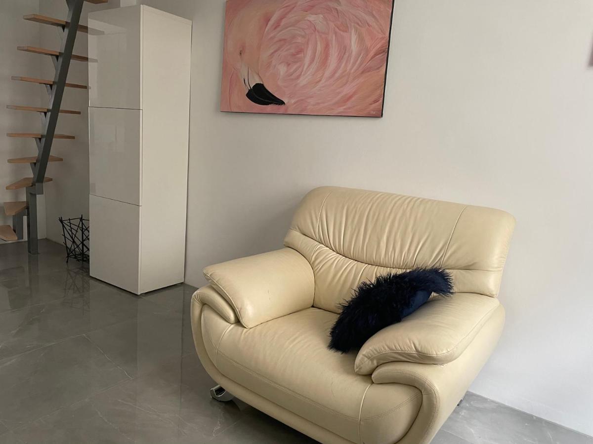 Luxury 60M2 Appartement In Wilhelmstadt Berlin Exteriör bild